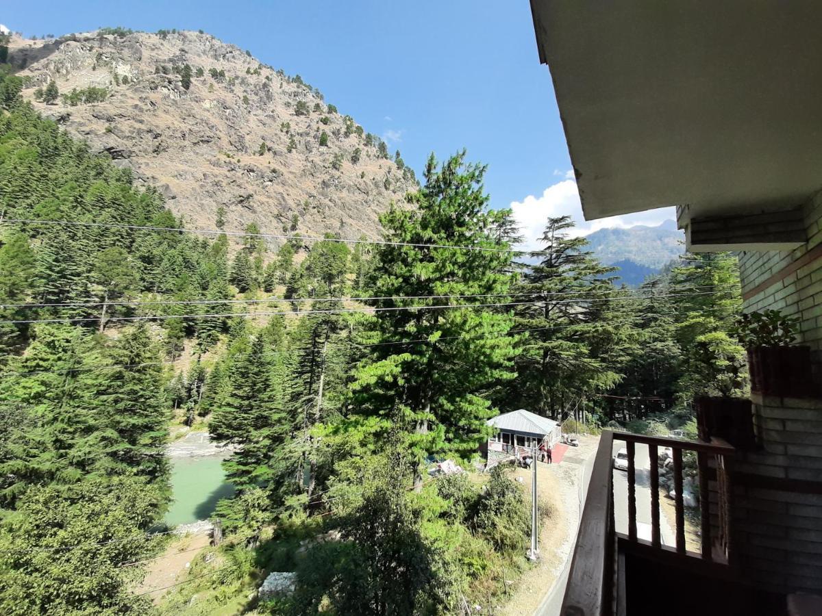 Hotel Royal Palace Kasol Exterior foto